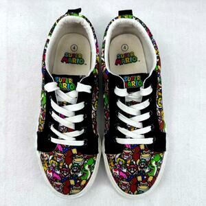 Official Nintendo Ground Up Skateboarding Low Top Super Mario Bros Sneakers sz 4